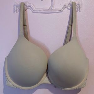 BOGO VS Nude T-Shirt Push-Up Bra Size 34DD 34E